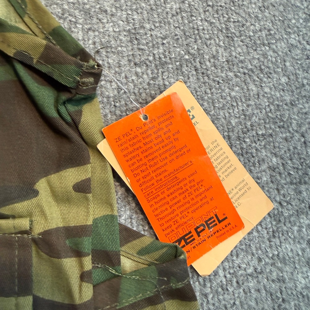 Vintage NWT Wolverine Camo Hunting Vest Mens Medium USA Made Game Bag Woodland - Picture 4 of 7